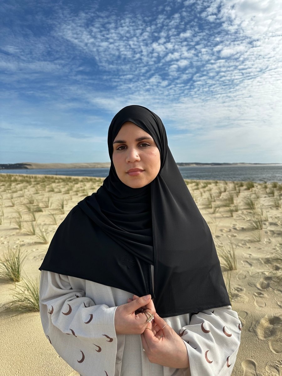 Hijab en Royal Jersey - Classic Black - BY LYA