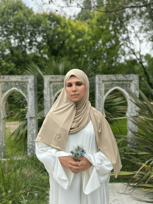 Hijab en Royal Jersey - Sand - BY LYA